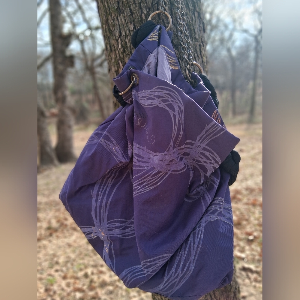 Vera Wang Elegant Purple Shoulder Bag - Picture 1 of 5
